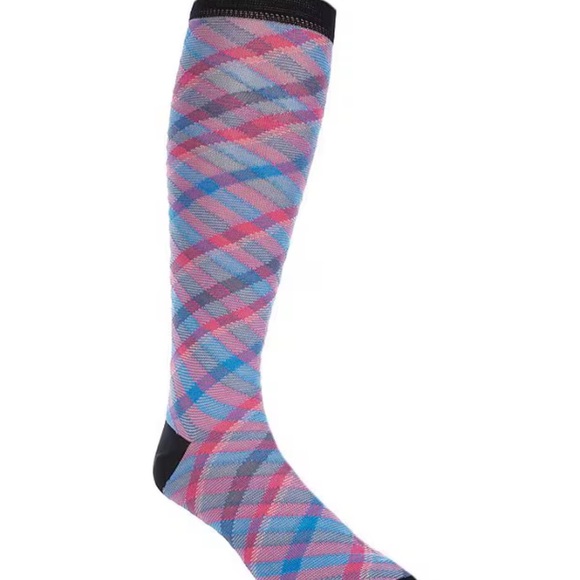 Bundle Of Cremieux Socks. - Picture 4 of 7